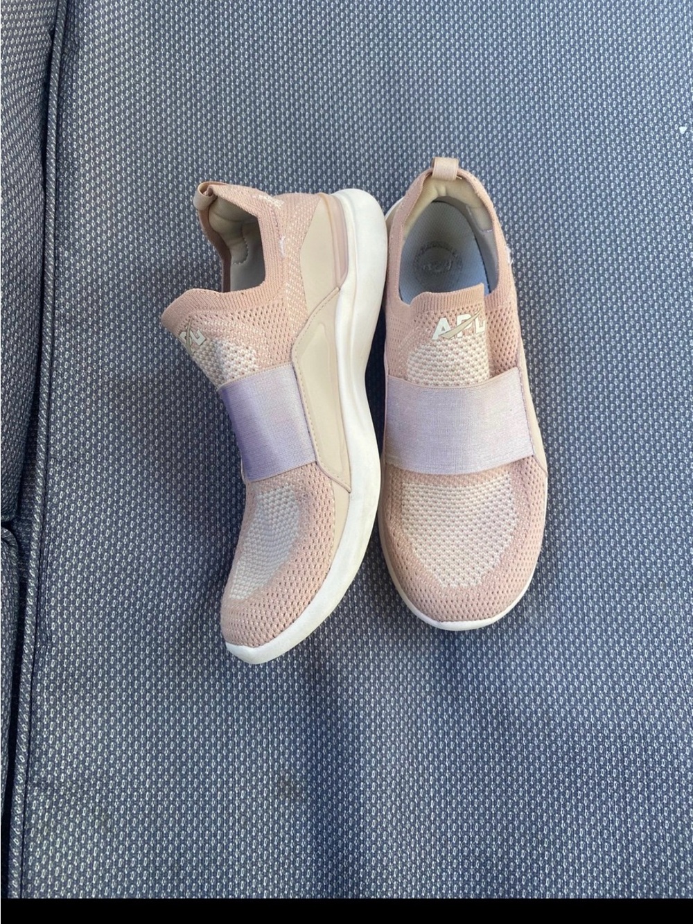 APL woman sneakers, size 8